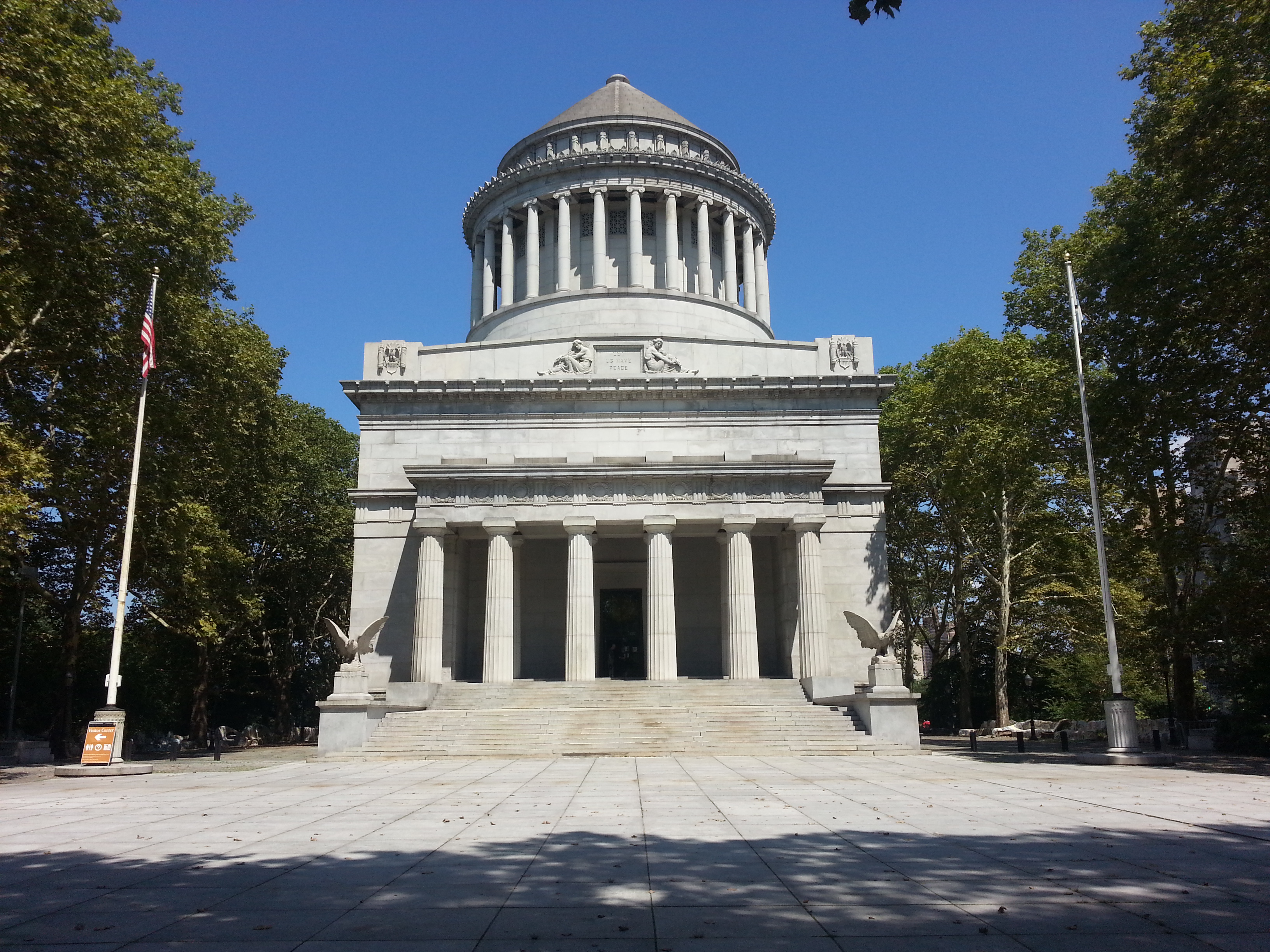 Exterior of Grant's Tomb